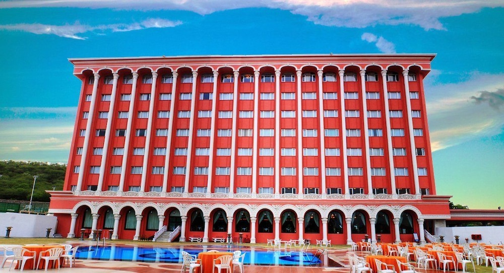 hotel sitara