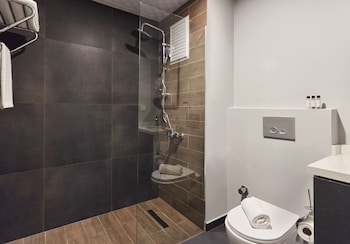 lavia hotels lara