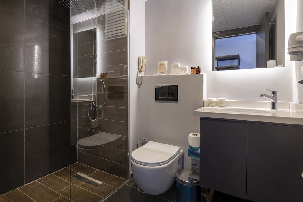 lavia hotels lara
