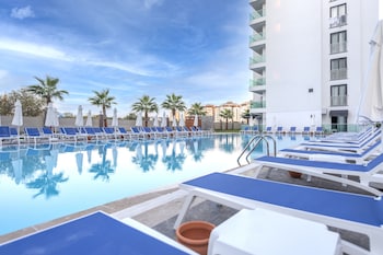lavia hotels lara