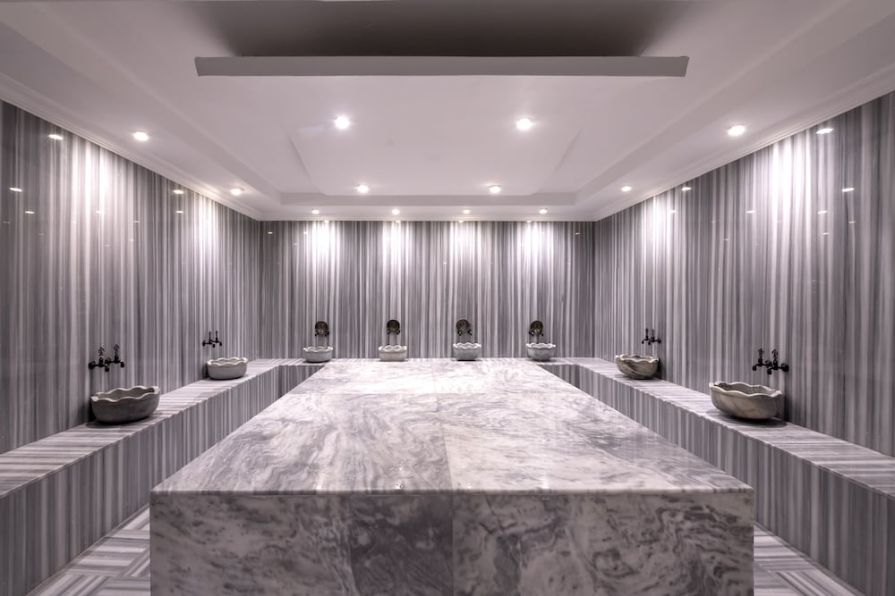 lavia hotels lara