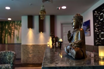 lavia hotels lara