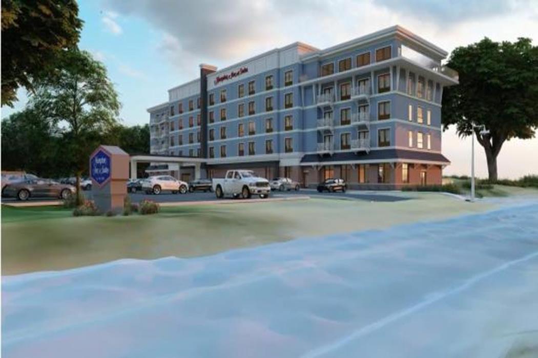 hampton inn and suites manistee waterfront