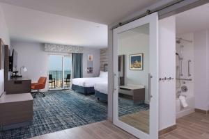 hampton inn and suites manistee waterfront