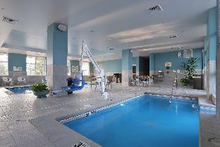hampton inn and suites manistee waterfront