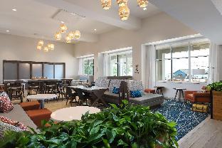 hampton inn and suites manistee waterfront