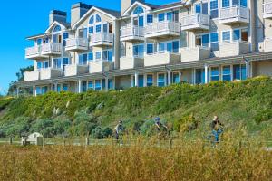 the beach house hotel half moon bay