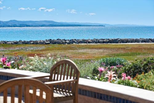 the beach house hotel half moon bay