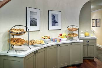 the beach house hotel half moon bay