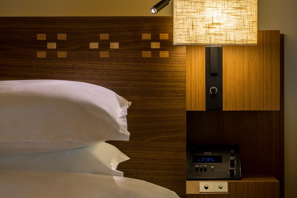 Sheraton Okinawa Sunmarina Resort,Kunigami>>Central Okinawa,5 star