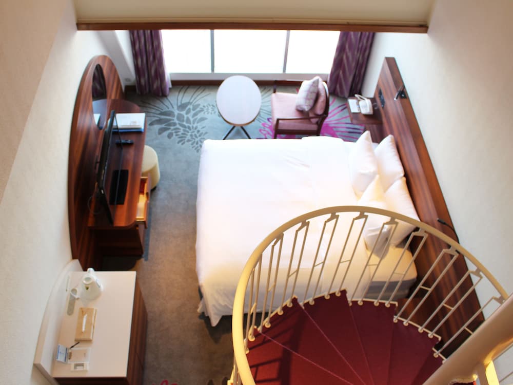 sheraton okinawa sunmarina resort