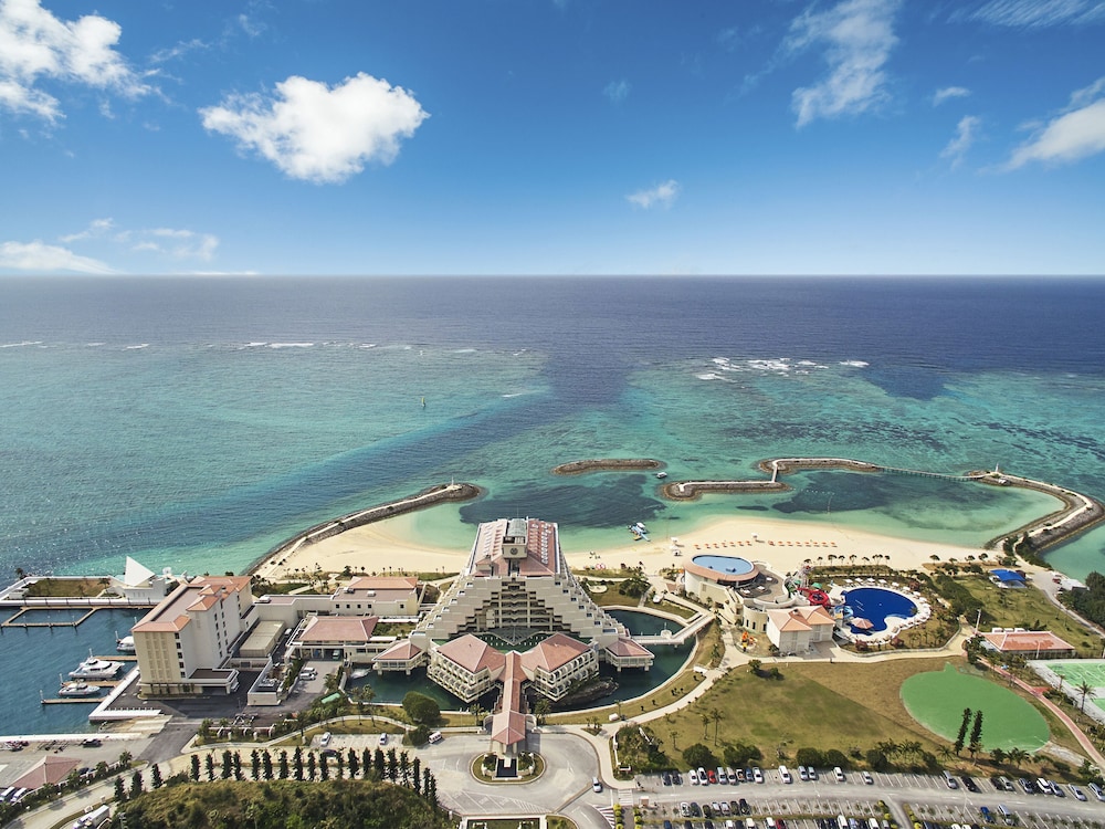 sheraton okinawa sunmarina resort