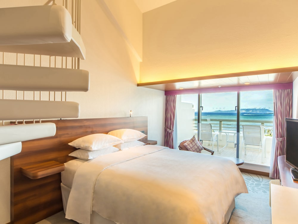 sheraton okinawa sunmarina resort