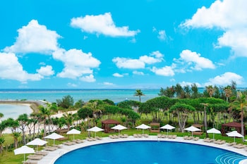sheraton okinawa sunmarina resort