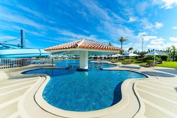 sheraton okinawa sunmarina resort