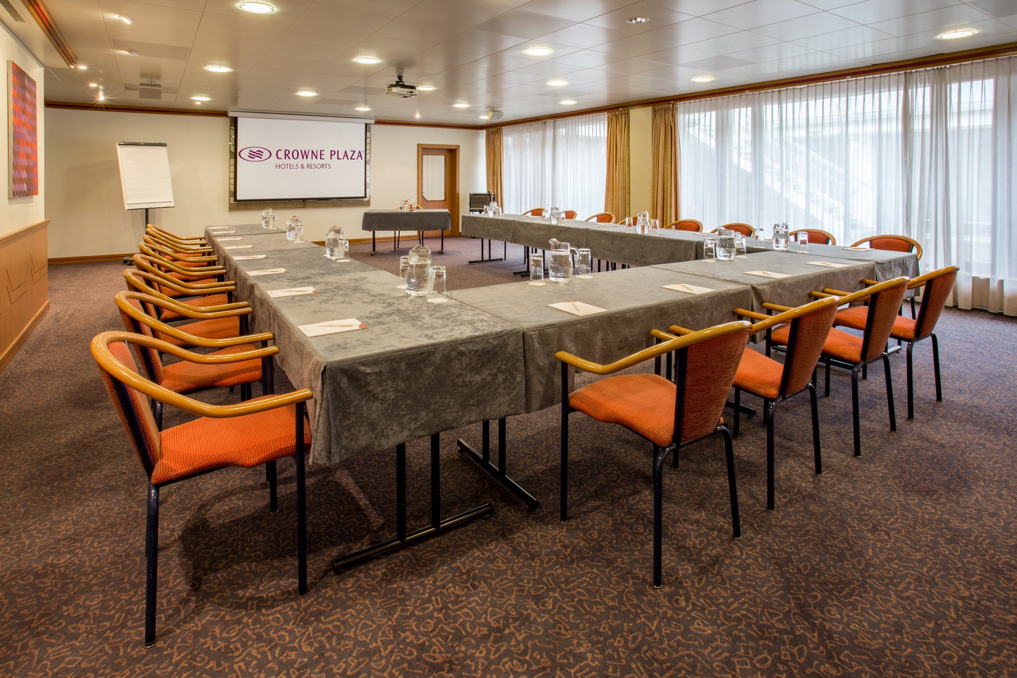crowne plaza zurich by ihg