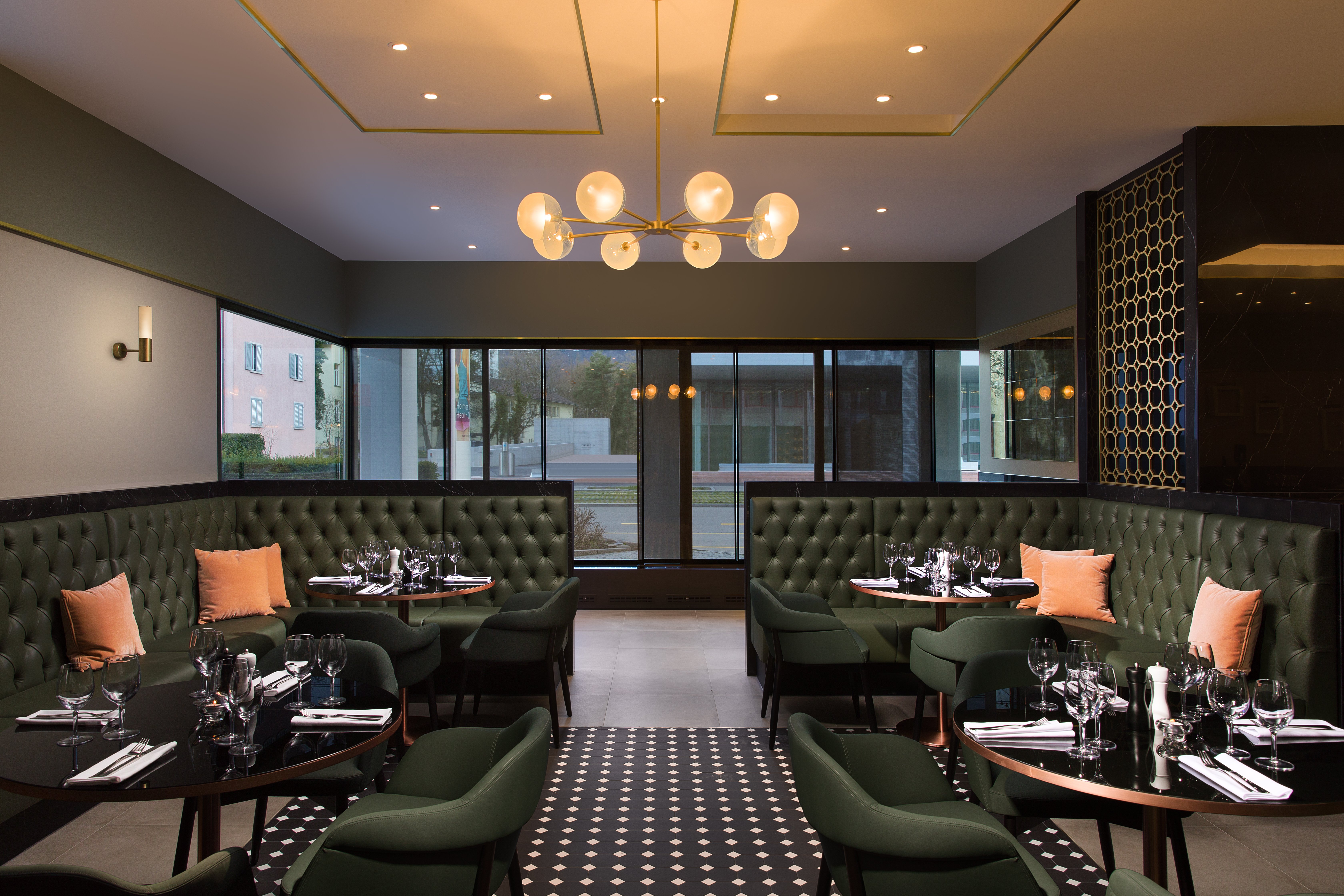 crowne plaza zurich by ihg