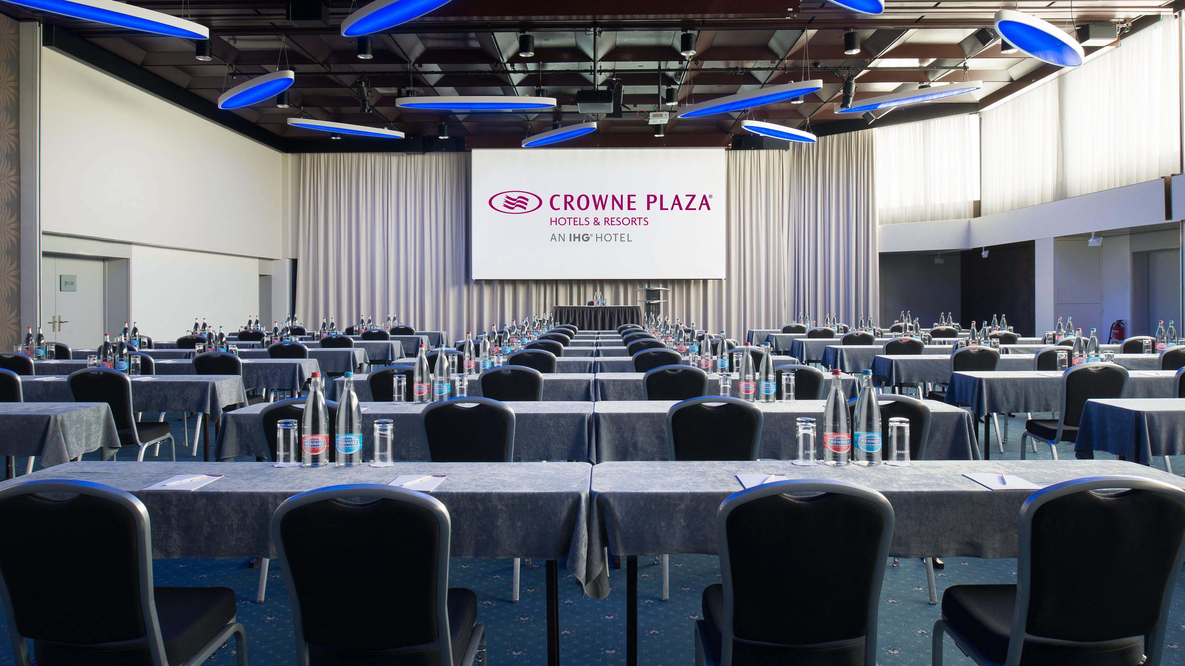 crowne plaza zurich by ihg