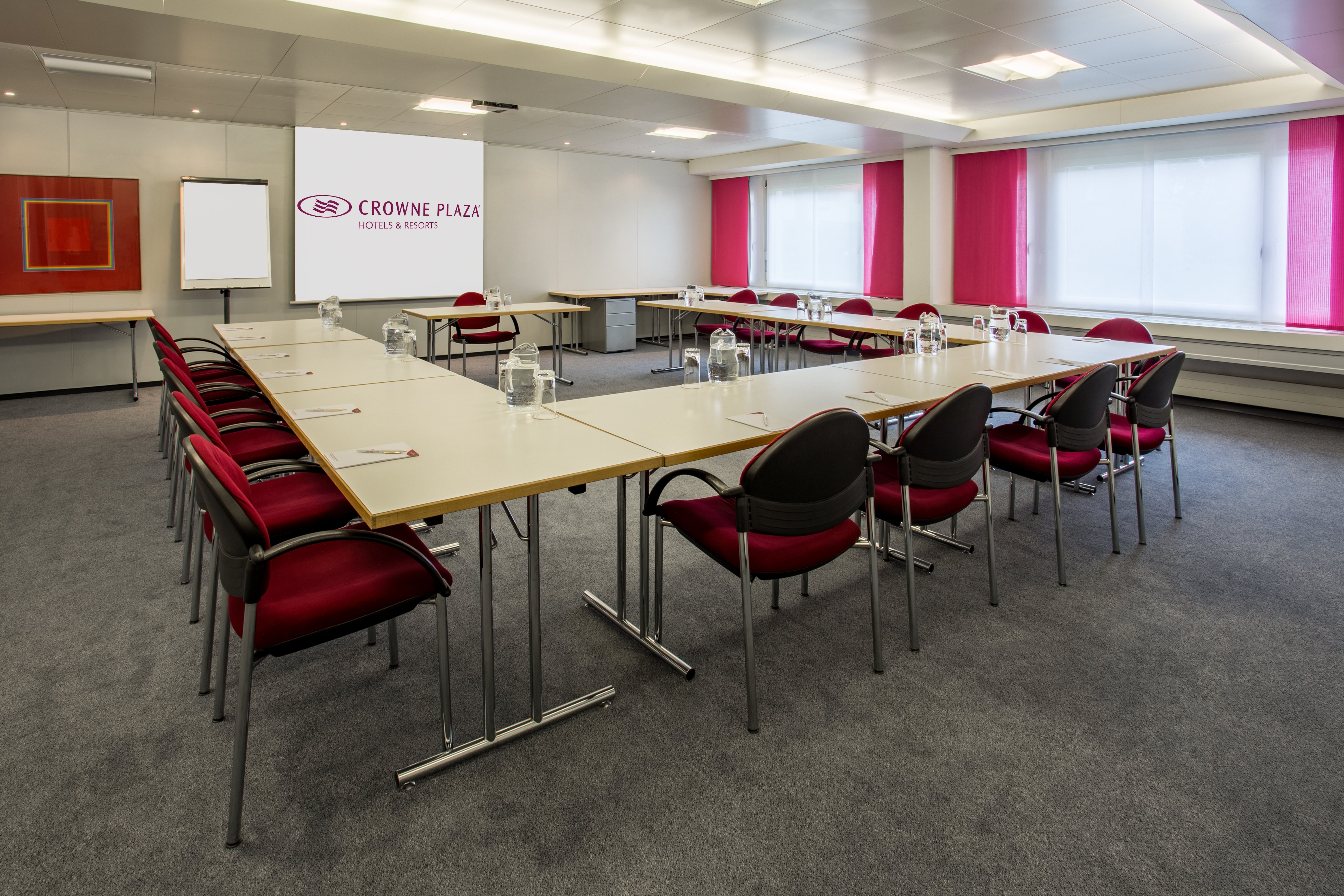 crowne plaza zurich by ihg