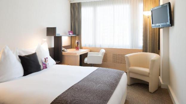 crowne plaza zurich by ihg