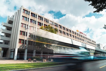 crowne plaza zurich by ihg