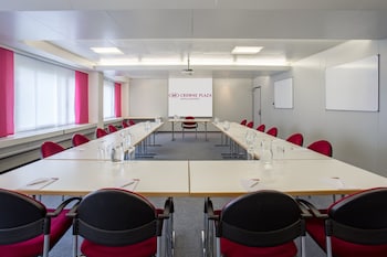 crowne plaza zurich by ihg