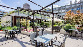 crowne plaza zurich by ihg