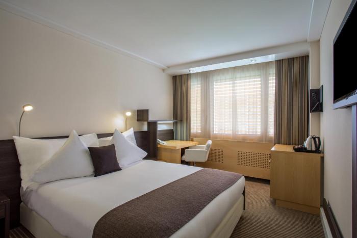 crowne plaza zurich by ihg