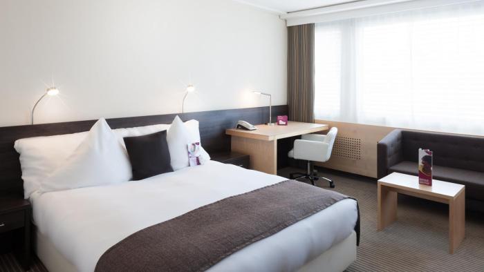 crowne plaza zurich by ihg