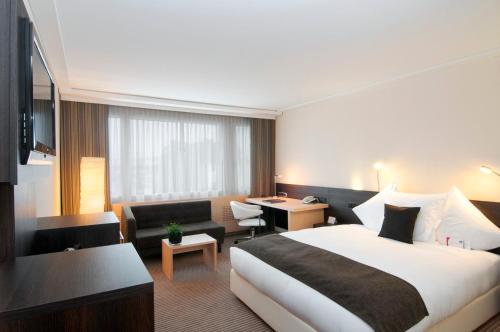 crowne plaza zurich by ihg