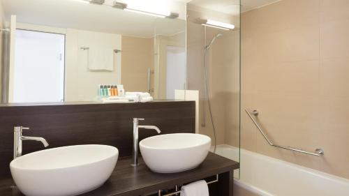 crowne plaza zurich by ihg