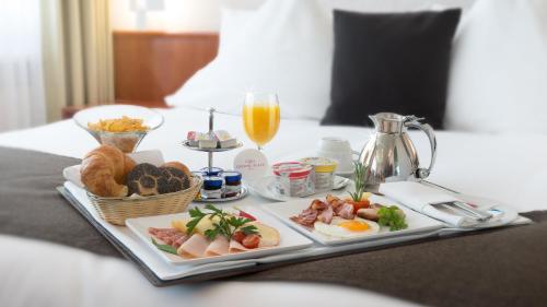crowne plaza zurich by ihg