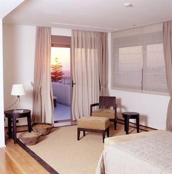 angela downtown hotel