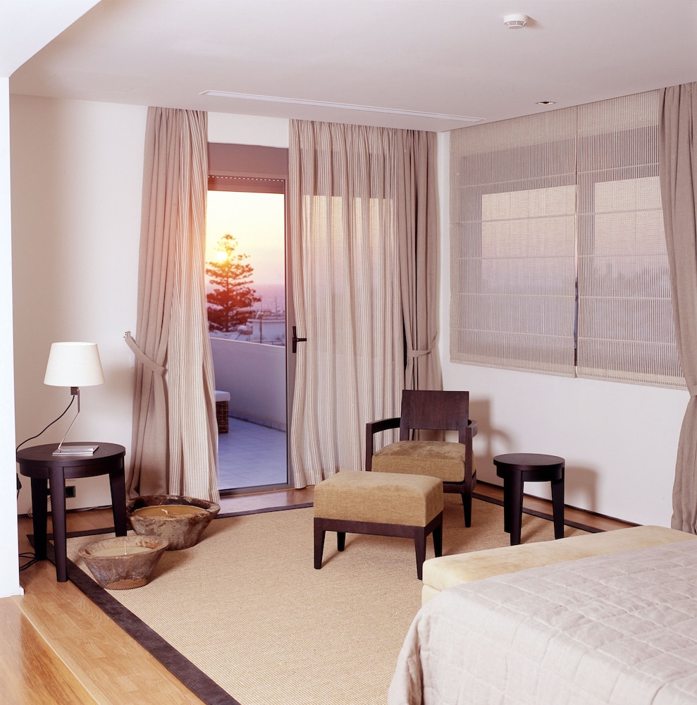 angela downtown hotel