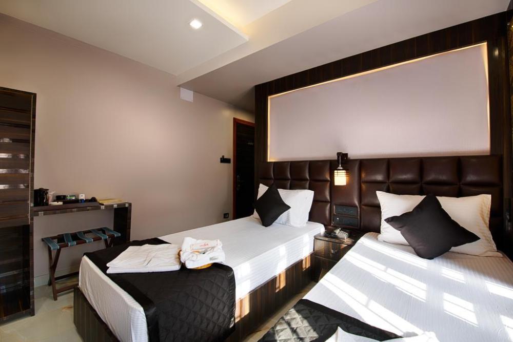 hotel venkatesh regency