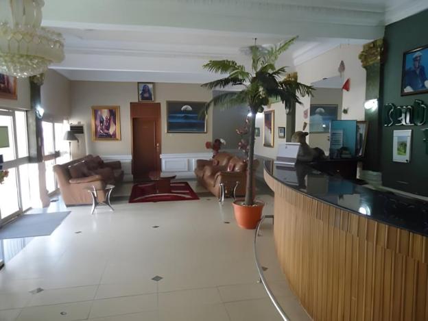 kenbrill hyatt hotel