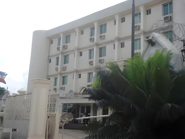 kenbrill hyatt hotel