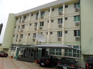 kenbrill hyatt hotel