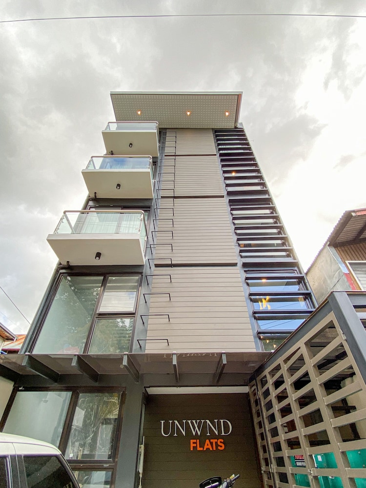 unwnd flats