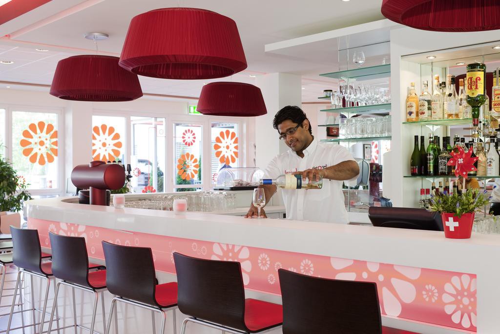 ibis zurich messe airport