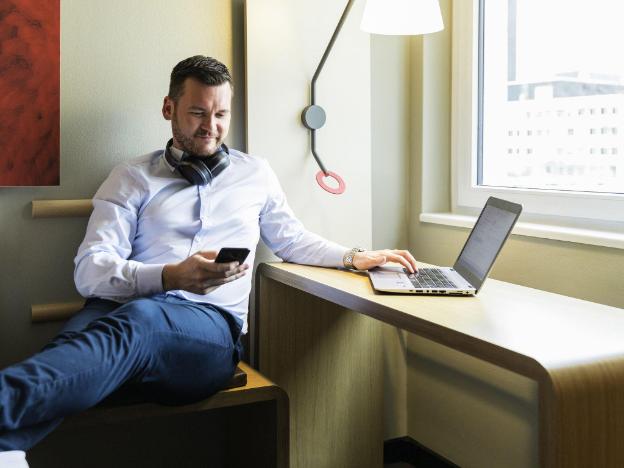 ibis zurich messe airport
