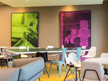 ibis zurich messe airport