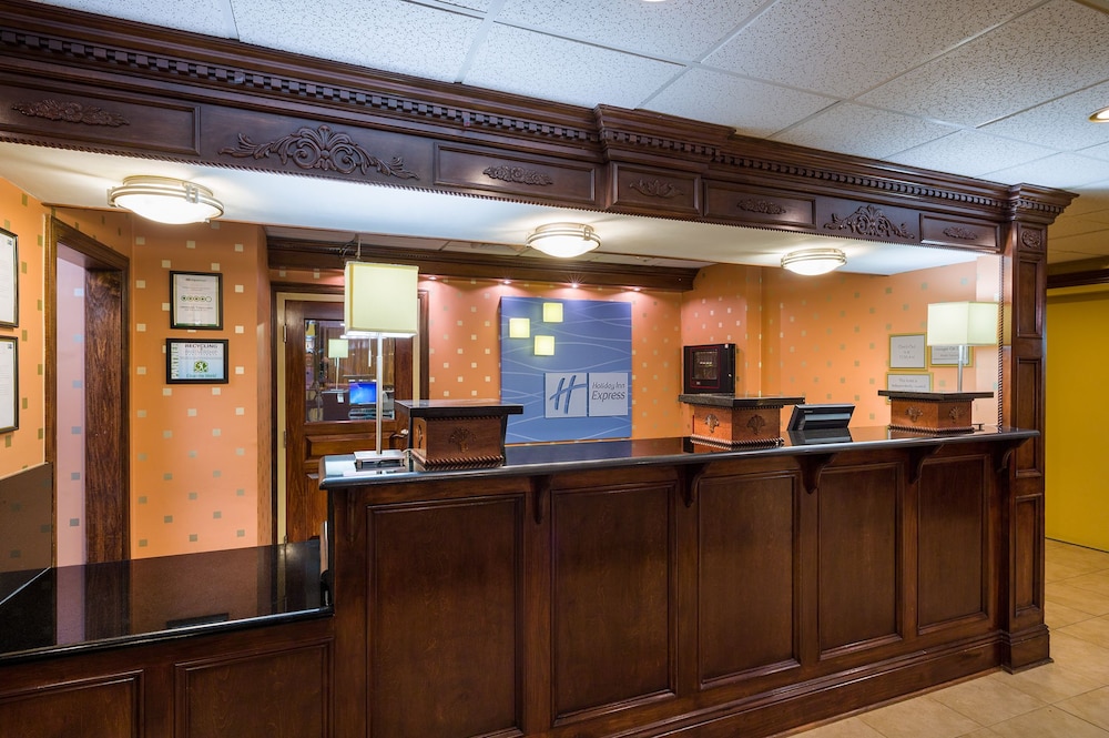holiday inn express washington dc east andrews afb by ihg