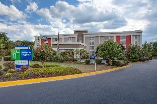 holiday inn express washington dc east andrews afb by ihg
