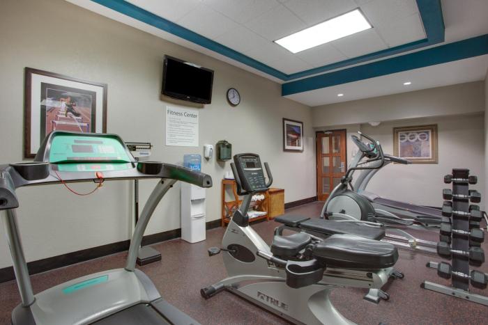 holiday inn express washington dc east andrews afb by ihg