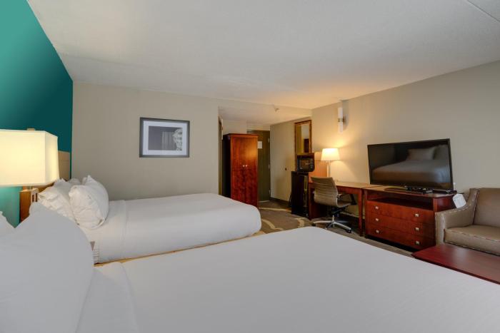 holiday inn express washington dc east andrews afb by ihg