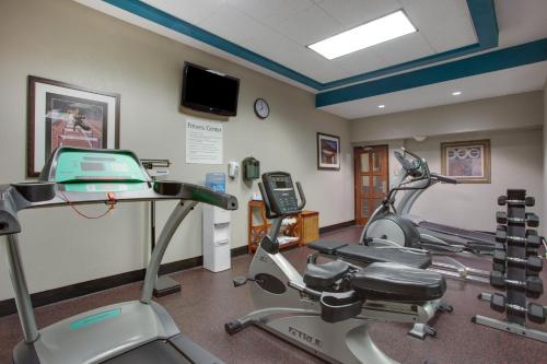 holiday inn express washington dc east andrews afb by ihg