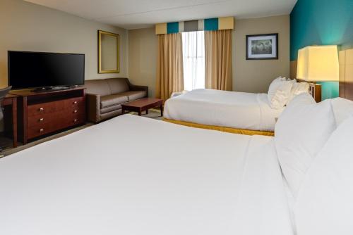 holiday inn express washington dc east andrews afb by ihg