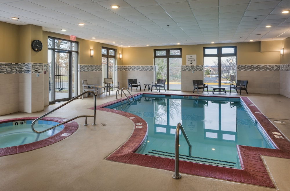 holiday inn express hotel and suites laurel by ihg