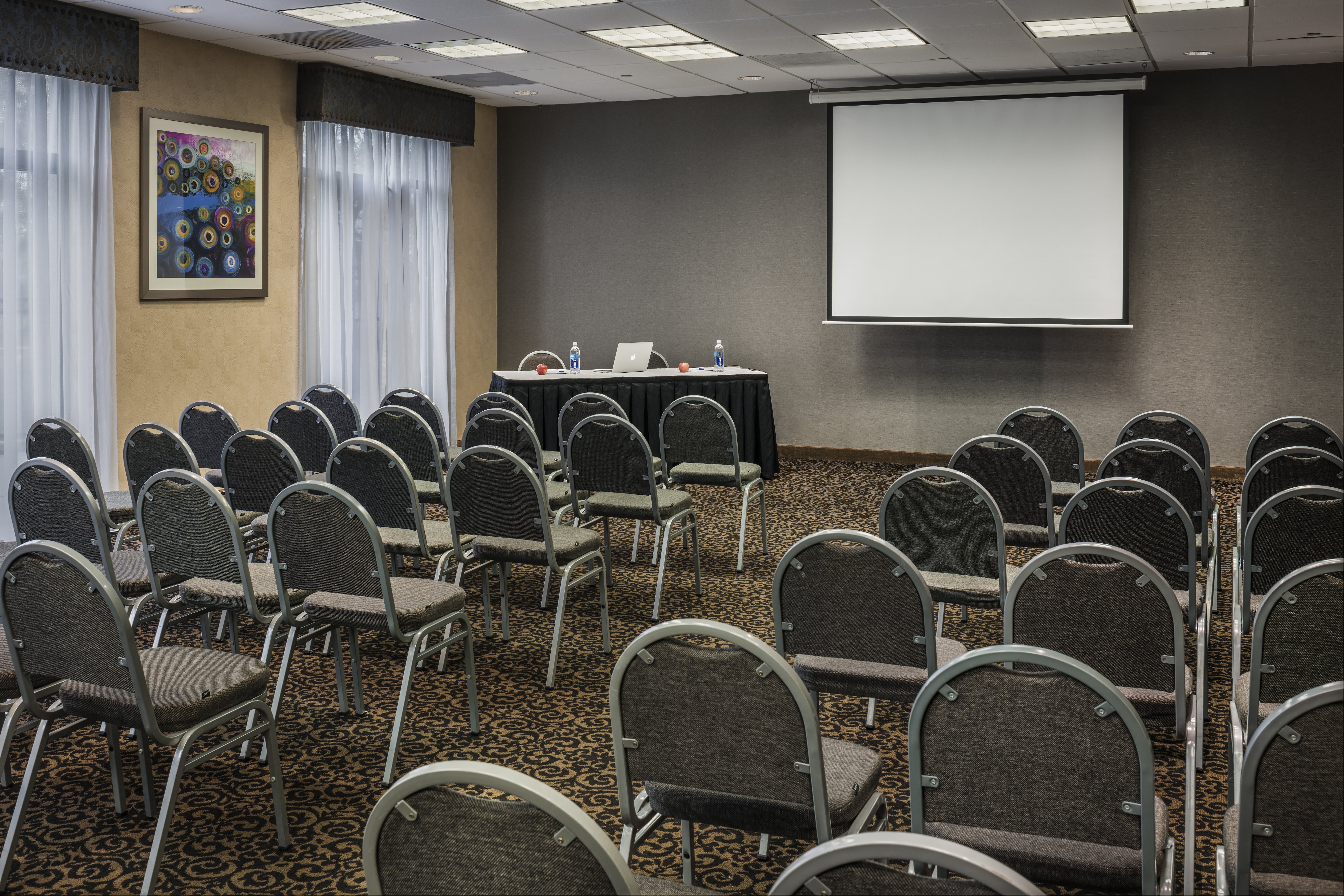 holiday inn express hotel and suites laurel by ihg